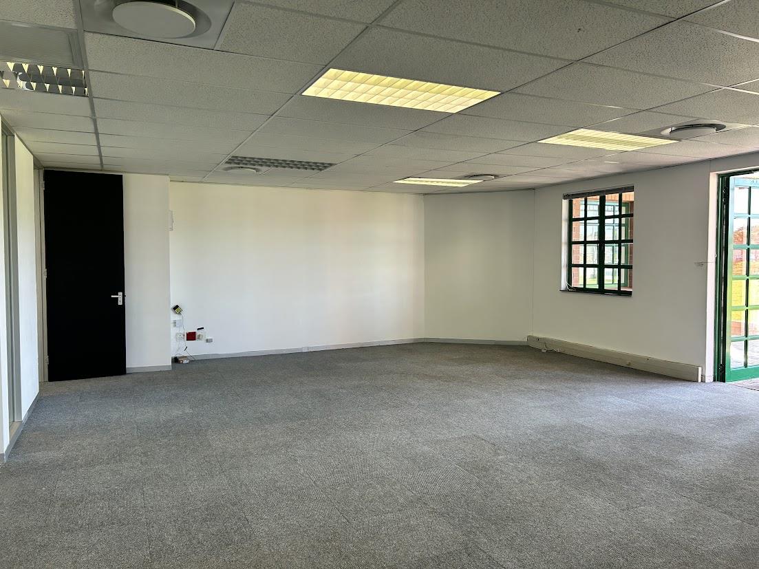 To Let commercial Property for Rent in Claremont Western Cape